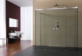 Con accesorios de máxima calidad y acabado, podemos diseñar, fabricar y montar la mampara de baño que desee.